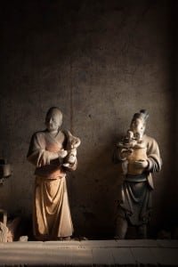statues in Shuanglin Temple