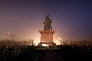 Guanyu statue