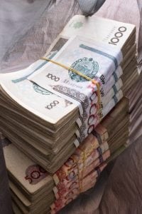 a bag full of Uzbek money