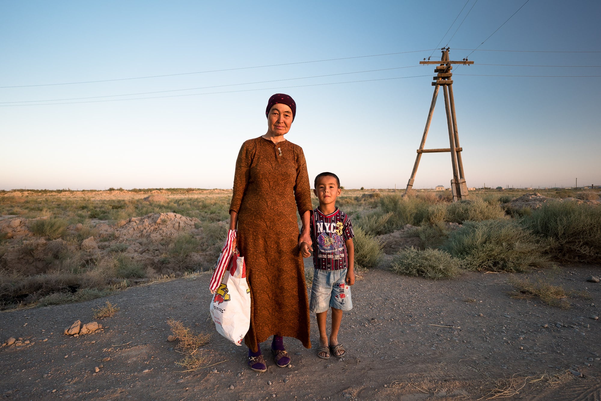 woman with child near Serakhs