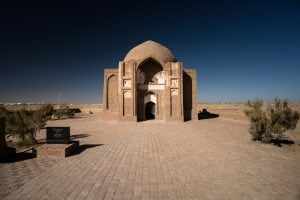 mausoleum near Serakhs