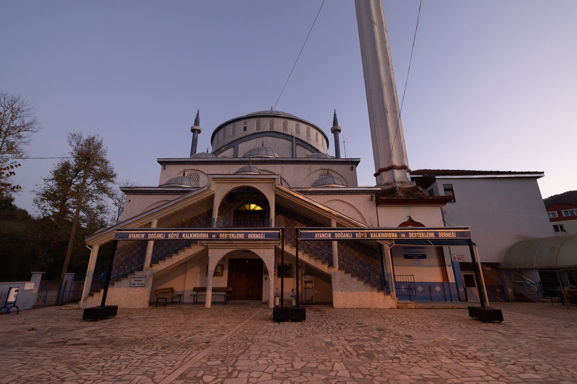 Mosque in Doganli