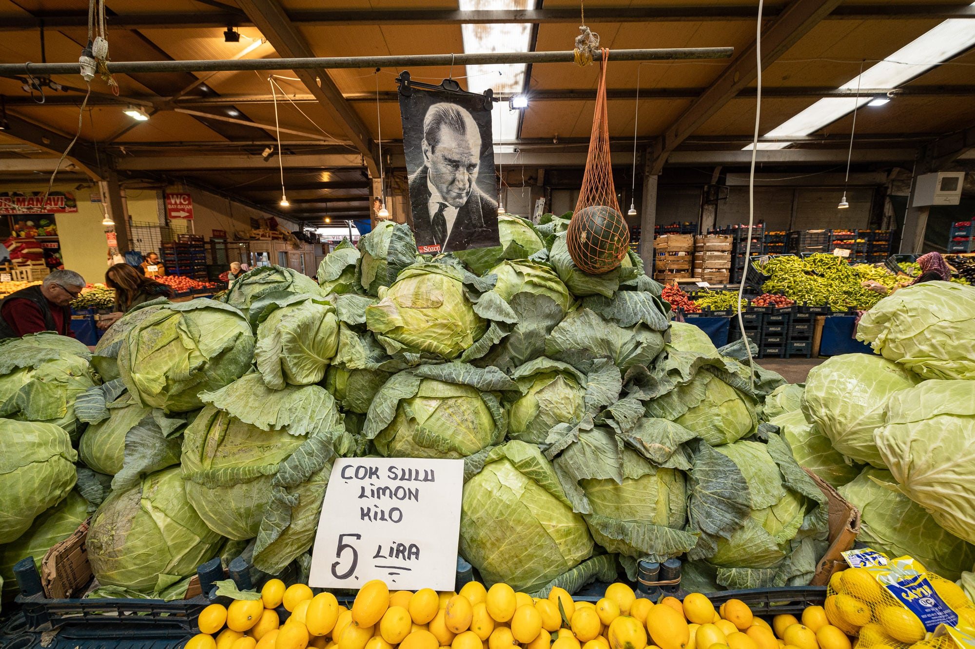 Atatürk presiding over some rather huge vegetables