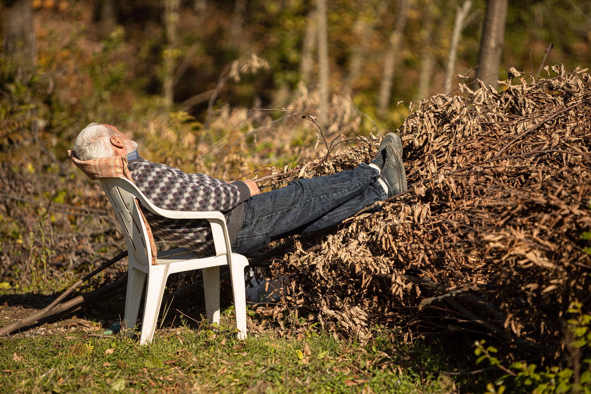 gentleman relaxing in the sun between the Martyrs' Forest and Eregli