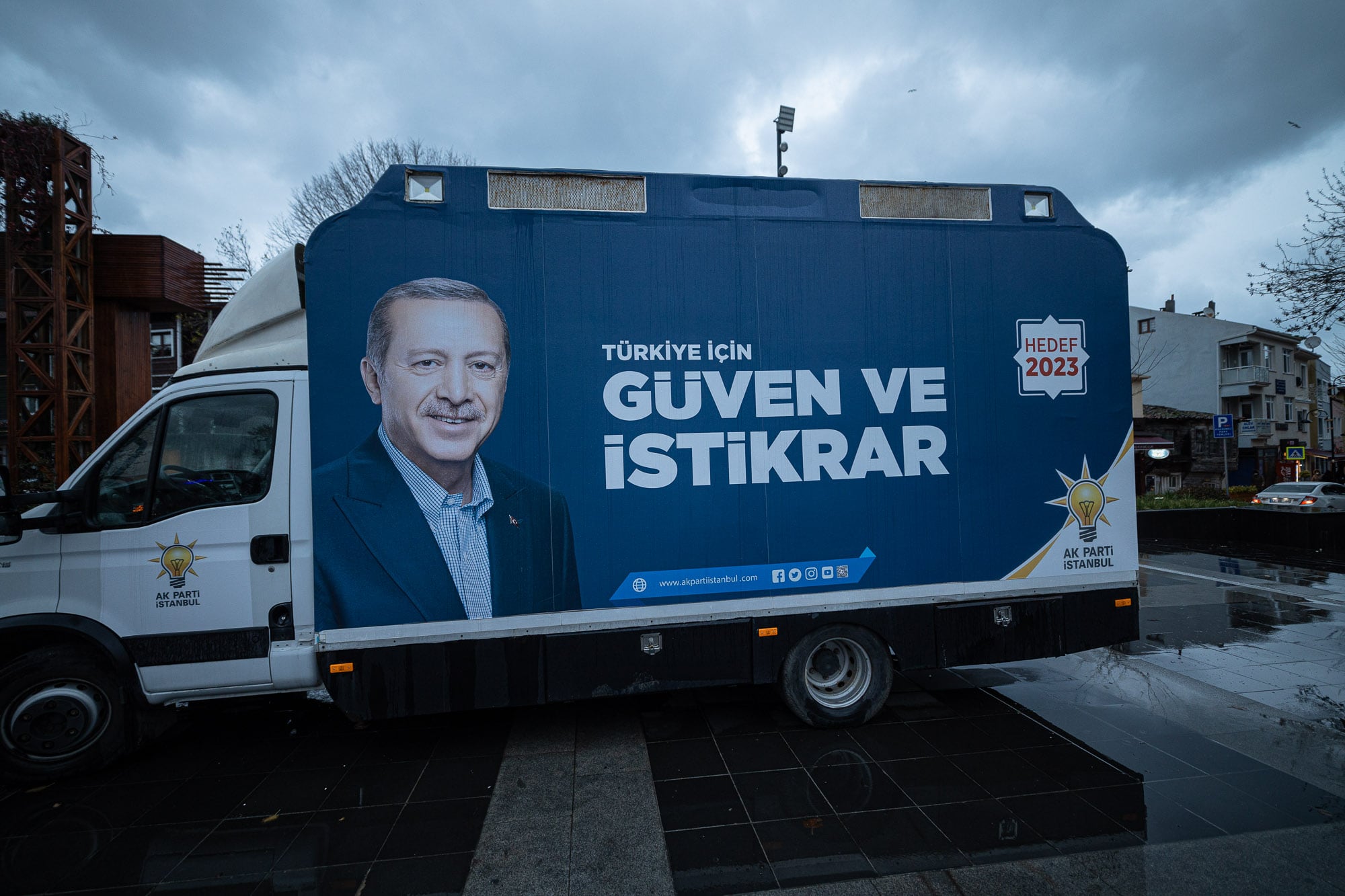 pro-Erdogan propaganda truck: "Trust and Stability"