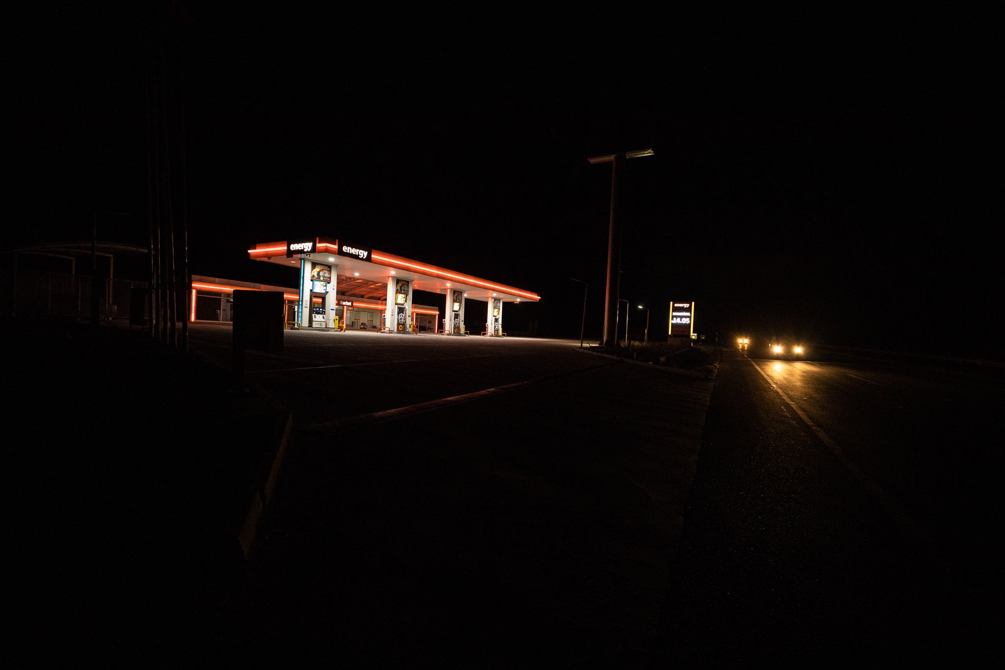 Roadside gas station near Büyükkaristiran
