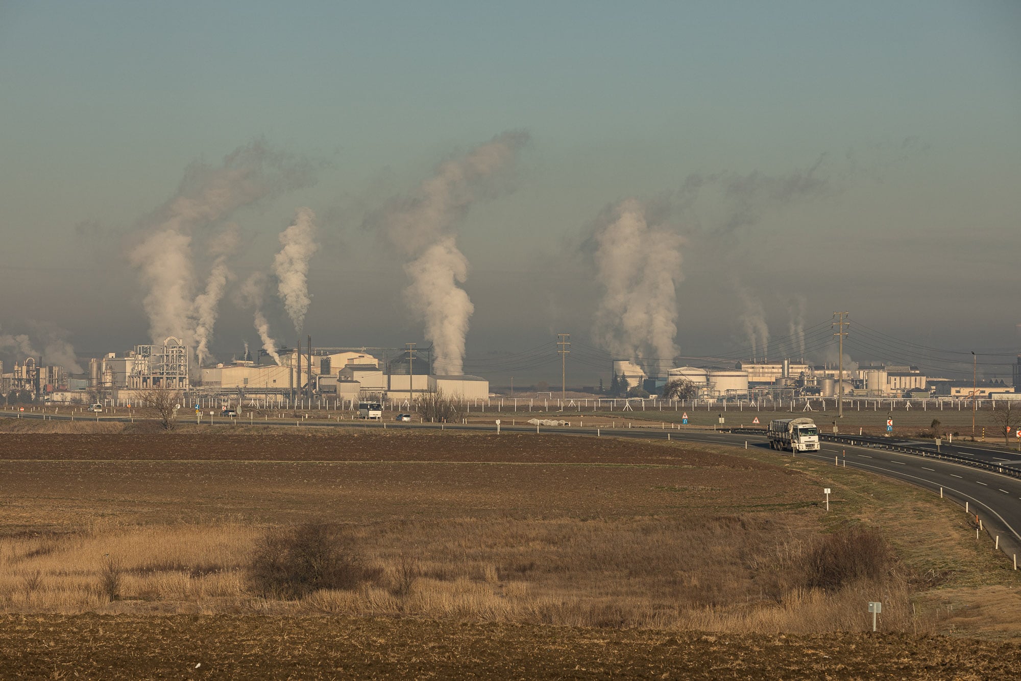 heavy industry on the walk from Büyükkaristiran to Lüleburgaz