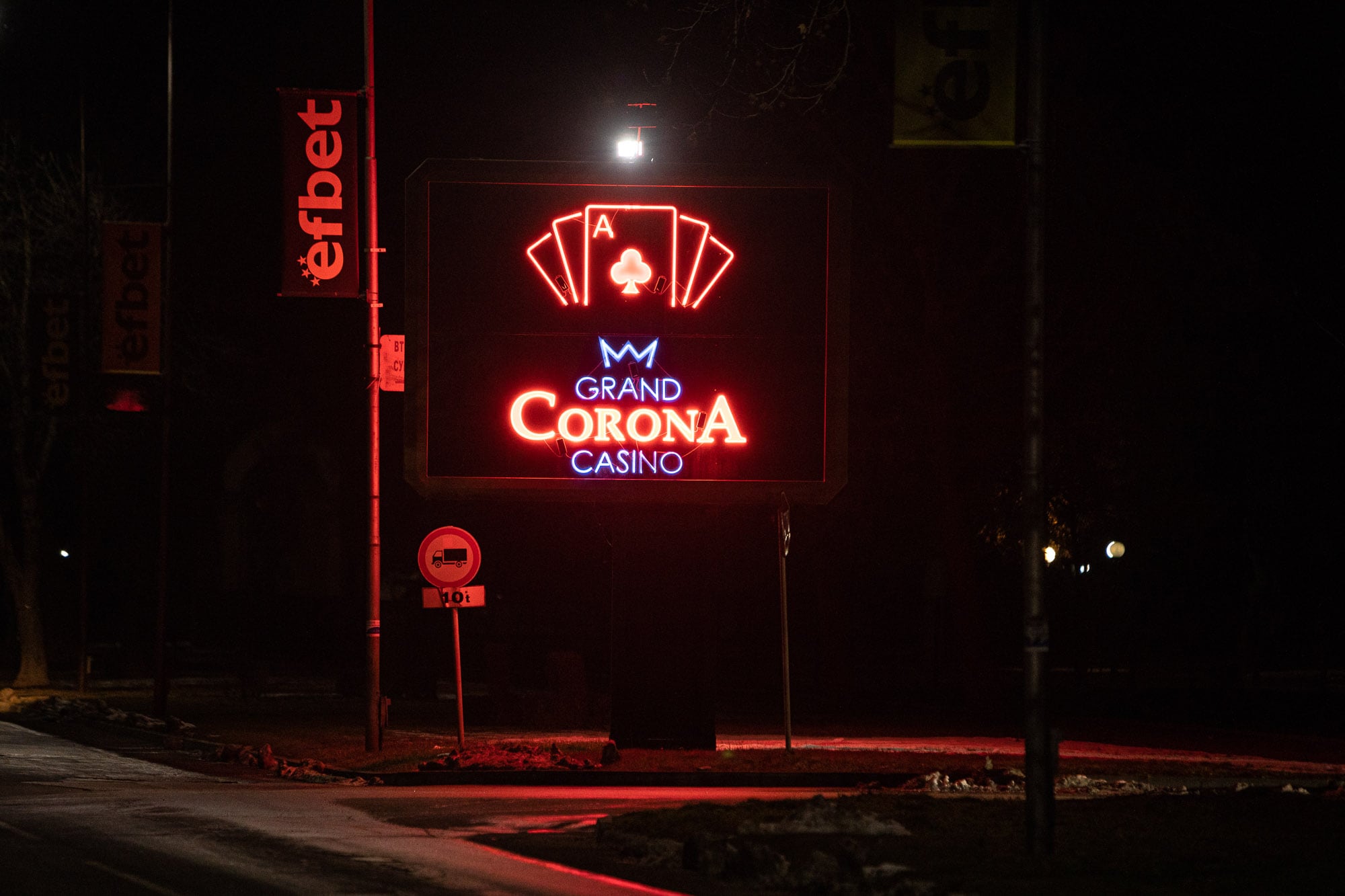 Grand Corona Casino in Svilengrad