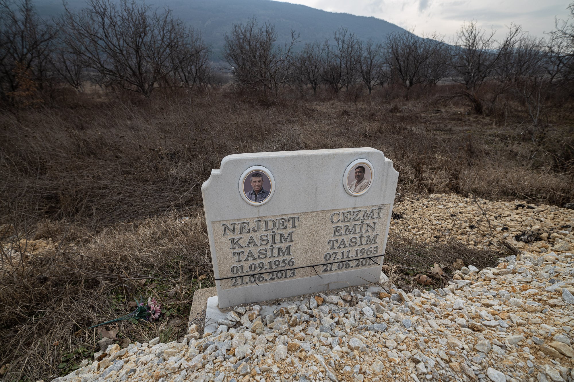 memorial to Nejdet and Cezmi near Asenovgrad