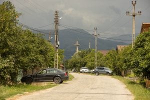 the way to walk from Rugi to Turcinești