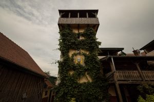 the tower of Flanderhof Manor