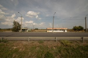 the road after the Borș border crossing