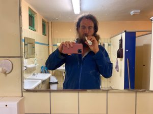 brushing my teeth at the campground in Munchhausen