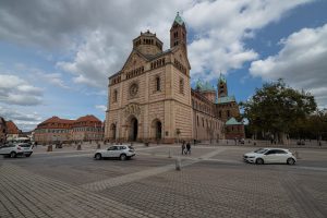 Speyer Cathedral with traffic