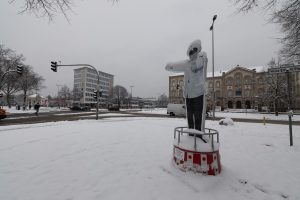 Heinz Erhardt statue in Göttingen
